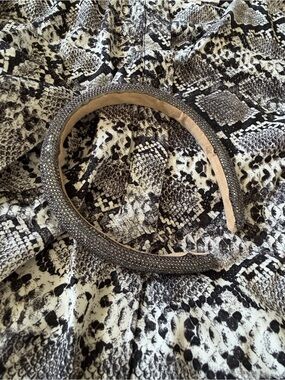 Black and white snake patterned shirtail dress ..